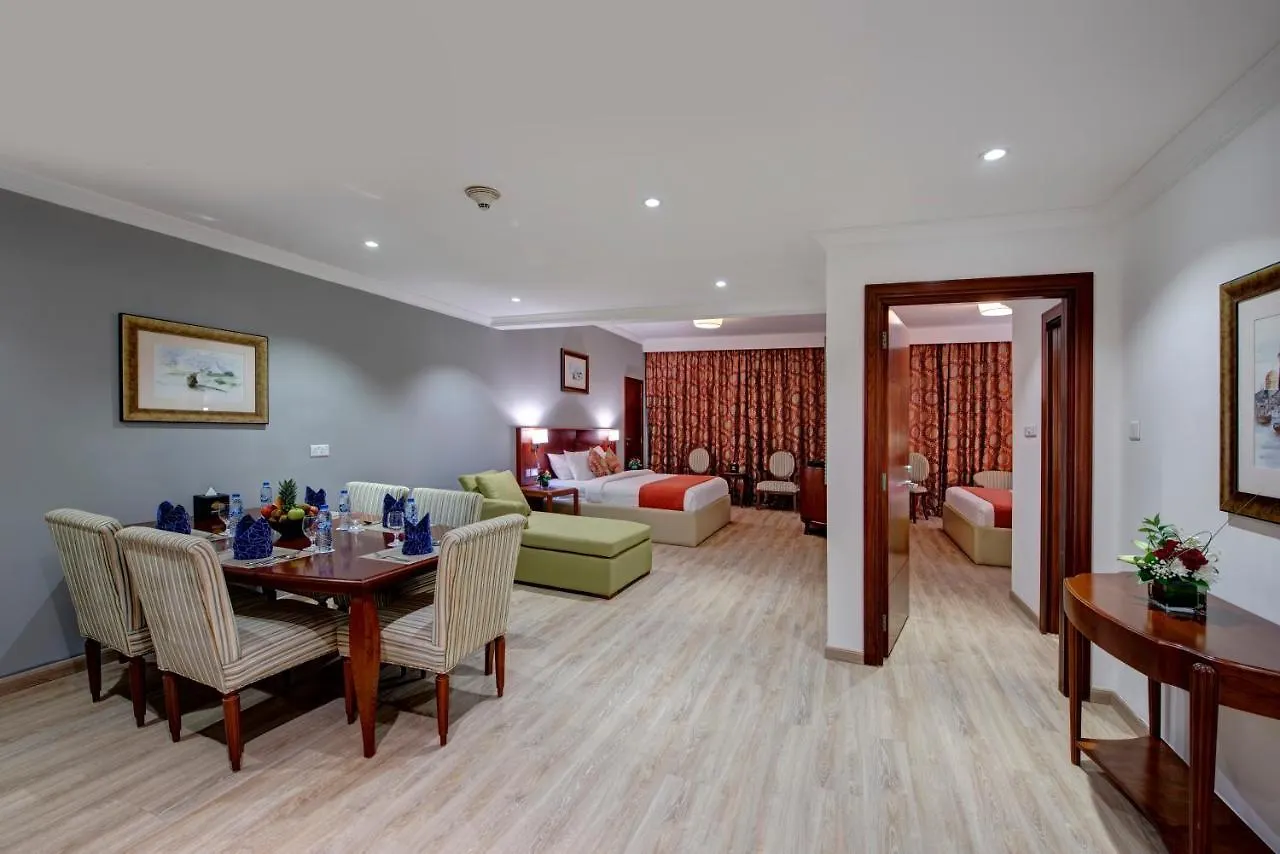 דובאי Donatello Hotel איחוד האמירויות הערביות