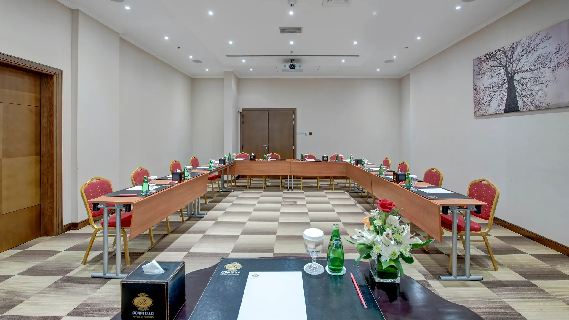 דובאי Donatello Hotel 4*,
