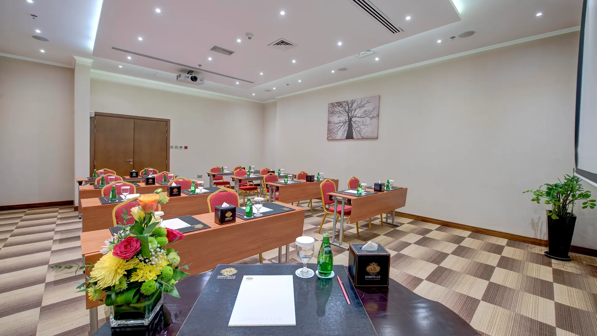 דובאי Donatello Hotel