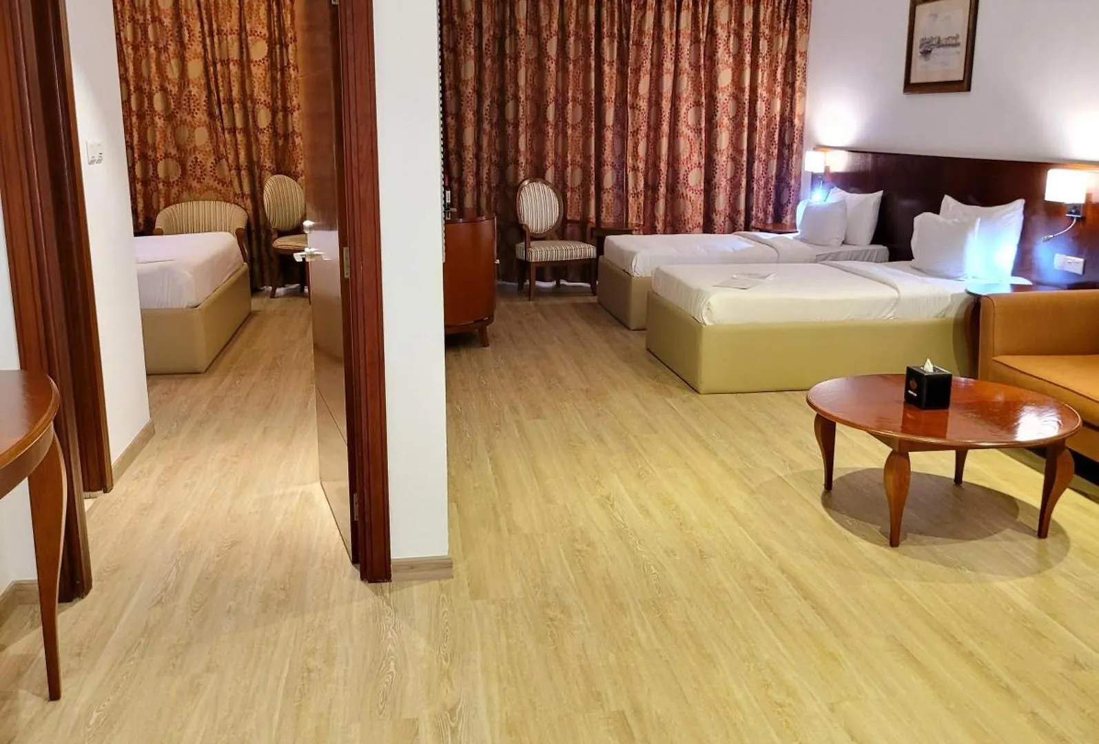 דובאי Donatello Hotel