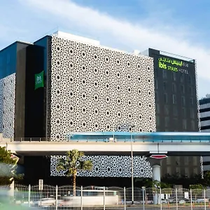 Ibis Styles Airport מלון